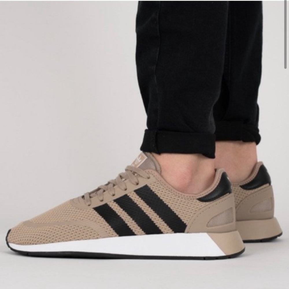 ADIDAS N-5923 size Men’s US 9
